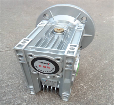 深入解析RV130工業(yè)設(shè)備專用蝸桿減速機(jī)的優(yōu)勢(shì)與應(yīng)用